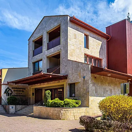 Erdospuszta Club Fenyves 4* Debrecen