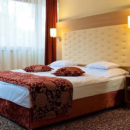 Hotel Erdospuszta Club Fenyves 4*