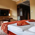 Erdospuszta Club 4* Debrecen