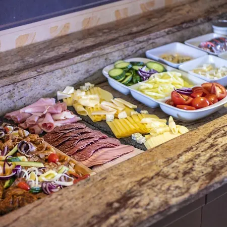 מלון Erdospuszta Club Fenyves דברצן