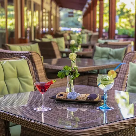 Erdospuszta Club Fenyves מלון