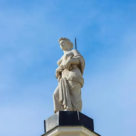 Erdospuszta Club Fenyves מלון