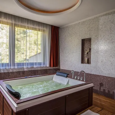 Erdospuszta Club 4* Debrecín