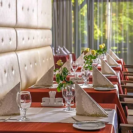 Erdospuszta Club 4* Debrecen