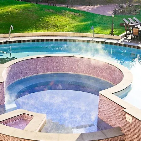 מלון Erdospuszta Club Fenyves 4*