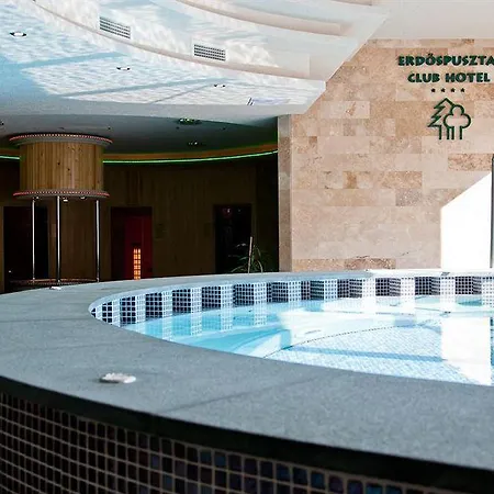 Erdospuszta Club Fenyves Debreţin